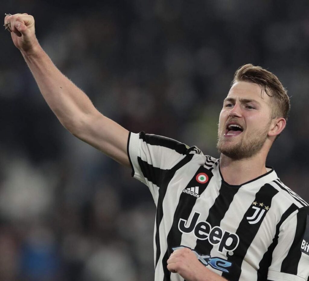 LA JUVENTUS PERDE ANCHE DE LIGT