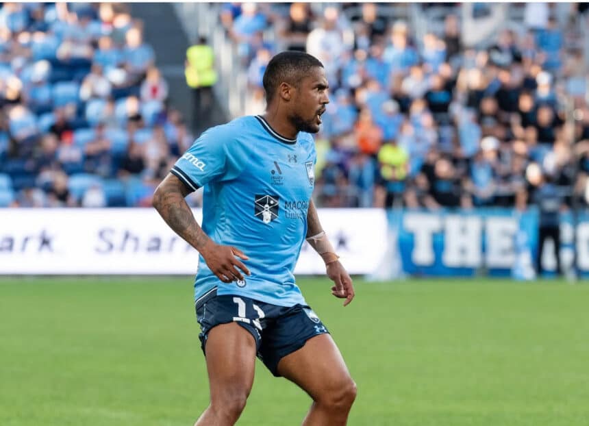 Douglas Costa, Sydney