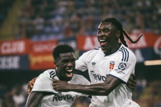 Assane Diao e Moise Kean, Como